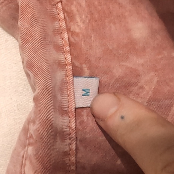 Stonewashed Pink Quarter Button Collared Tunic Raw Hem Size Medium - Picture 2 of 5